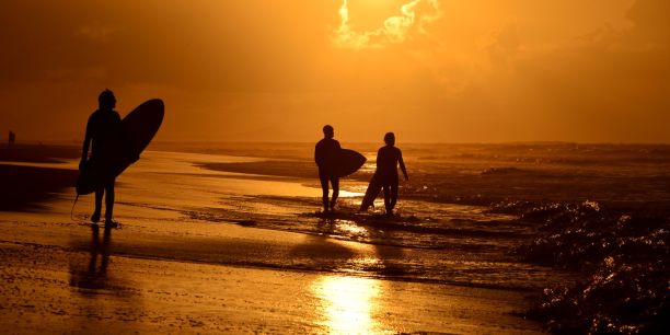 Travel Photography: Surfers in Ireland