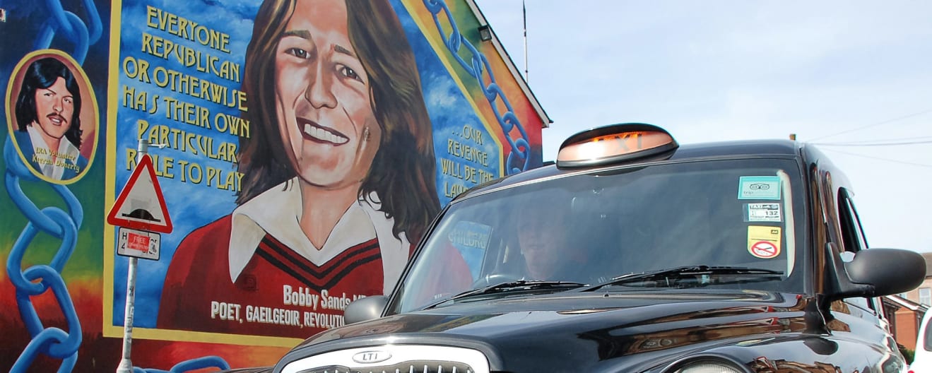 tours to scotland and ireland from usa Black Taxi Tour Belfast