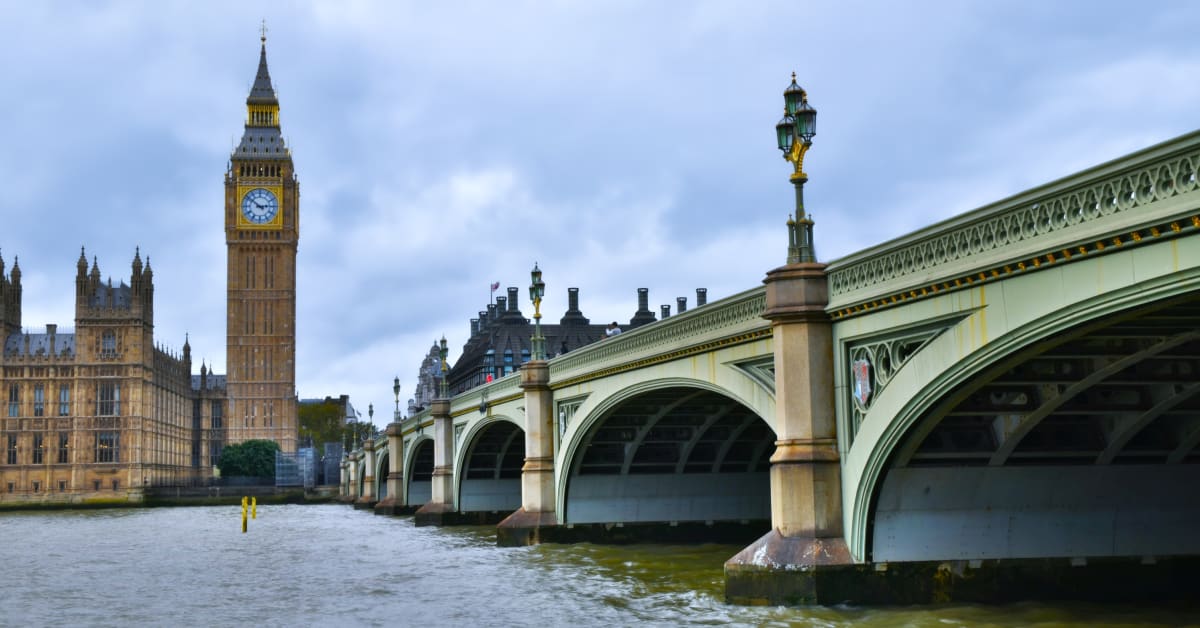 Tours of England and Ireland [plus Scotland] Britain Tours 2025