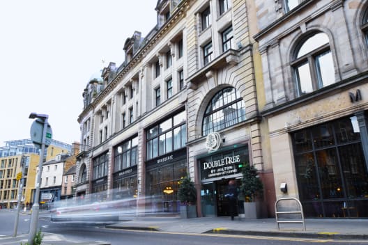 DoubleTree by Hilton, Exterior