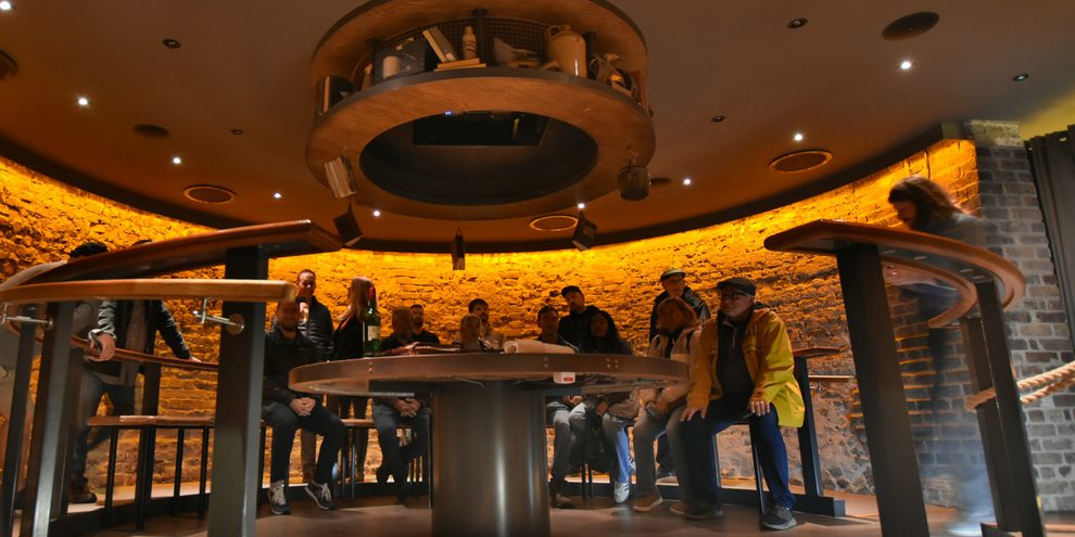 Interactive visual projections explaining the triple-distillation process