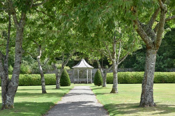 The gardens at Muckross House